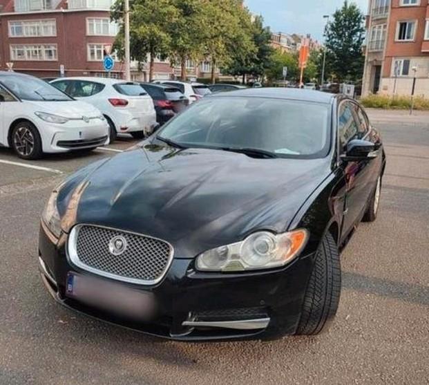 Jaguar XF 2.7 Bi-Turbo, 207cv V6 Diesel, banden, onderhoud, Auto's, Jaguar, Particulier, XF, ABS, Achteruitrijcamera, Alarm, Bluetooth