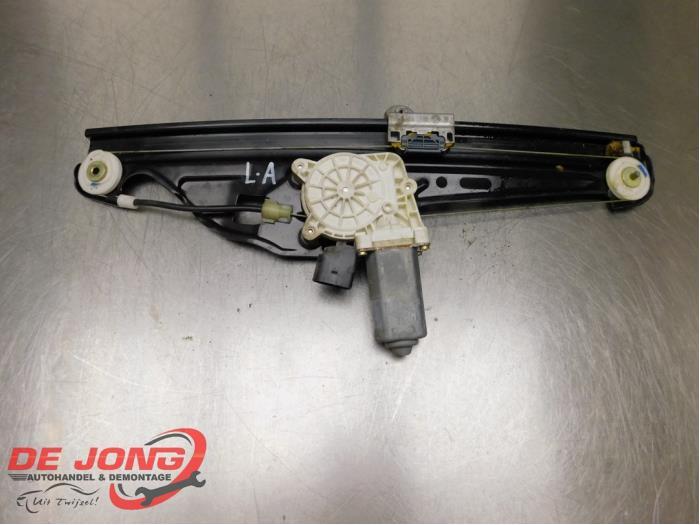 Mécanique vitre 4portes arrière gauche d'un BMW 5-Serie, -, 3 mois de garantie, Utilisé, -