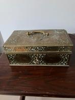 Boîte à tabac ancienne en cuivre, Antiquités & Art, Enlèvement