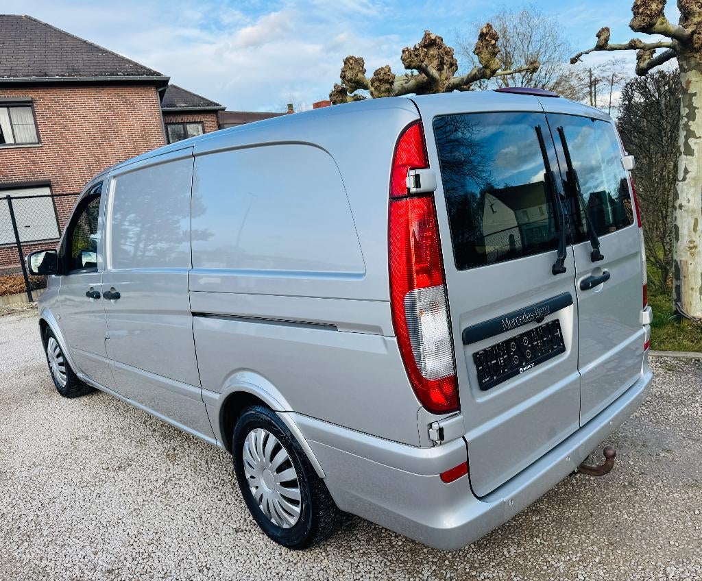 PRACHTIGE MERCEDES VITO 3.0CDI V6 AIRCO TREKHAAK, Auto's, Automaat, Euro 5, Achterwielaandrijving, Zwart