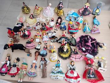 55 poppen en figuurtjes beschikbaar voor biedingen