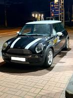 Mini Cooper 1.6 R50 2001, Auto's, Voorwielaandrijving, Zwart, 4 cilinders, Leder en Stof