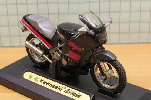 Kawasaki Ninja 600R 1:18 Motormax los, Hobby & Loisirs créatifs, Voitures miniatures | 1:18, Neuf, Moteur, Motormax, Enlèvement ou Envoi