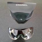 Zonnebril 🖤 Chanel, Ophalen of Verzenden, Zo goed als nieuw, Zwart, Zonnebril