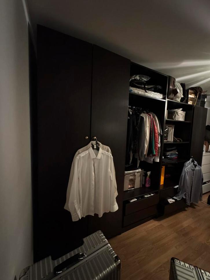 IKEA Grote kleerkast, Huis en Inrichting, Kasten | Kleerkasten, Zo goed als nieuw, Ophalen