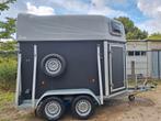 Nette tweepaardstrailer, Dieren en Toebehoren, Ophalen, Zo goed als nieuw, 2-paards trailer
