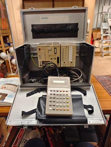 Complete Siemens SIMATIC S5-100U PLC set in originele koffer beschikbaar voor biedingen