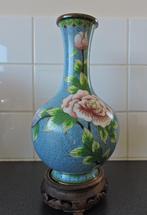 Retro Cloisonné vaasje licht blauw 25cm, Antiek en Kunst, Antiek | Vazen, Ophalen of Verzenden