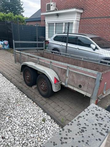 Groot Aanhangwagen dubbel As beschikbaar voor biedingen