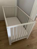 Babybed, Kinderen en Baby's, Babywiegjes en Ledikanten, Ophalen, Zo goed als nieuw, Ledikant