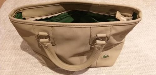 Lacoste elegante tijdloze mooie handtas, Handtassen en Accessoires, Tassen | Damestassen, Gebruikt, Handtas, Beige, Ophalen of Verzenden