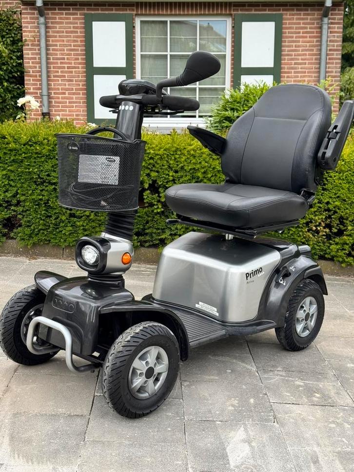 L & M Primo Scootmobiel - Electrische scooter in perfect sta, Diversen, Rolstoelen, Zo goed als nieuw, Elektrische rolstoel, Inklapbaar