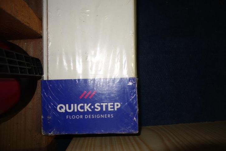 4 overzetplinten Quick step à 2,40 m, Doe-het-zelf en Bouw, Vloerdelen en Plavuizen, Nieuw, Hout, Ophalen