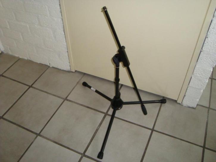 OMNITRONIC AP-1 Microfoonstatief klein (nieuw, 20181425), Muziek en Instrumenten, Standaarden, Nieuw, Muziekstandaard, Microfoon