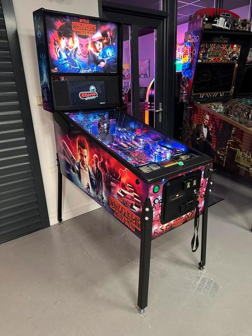 Magnifique flipper Stern Stranger Things Pinball, Collections, Machines | Flipper (jeu), Comme neuf, Imprimante matricielle, Stern
