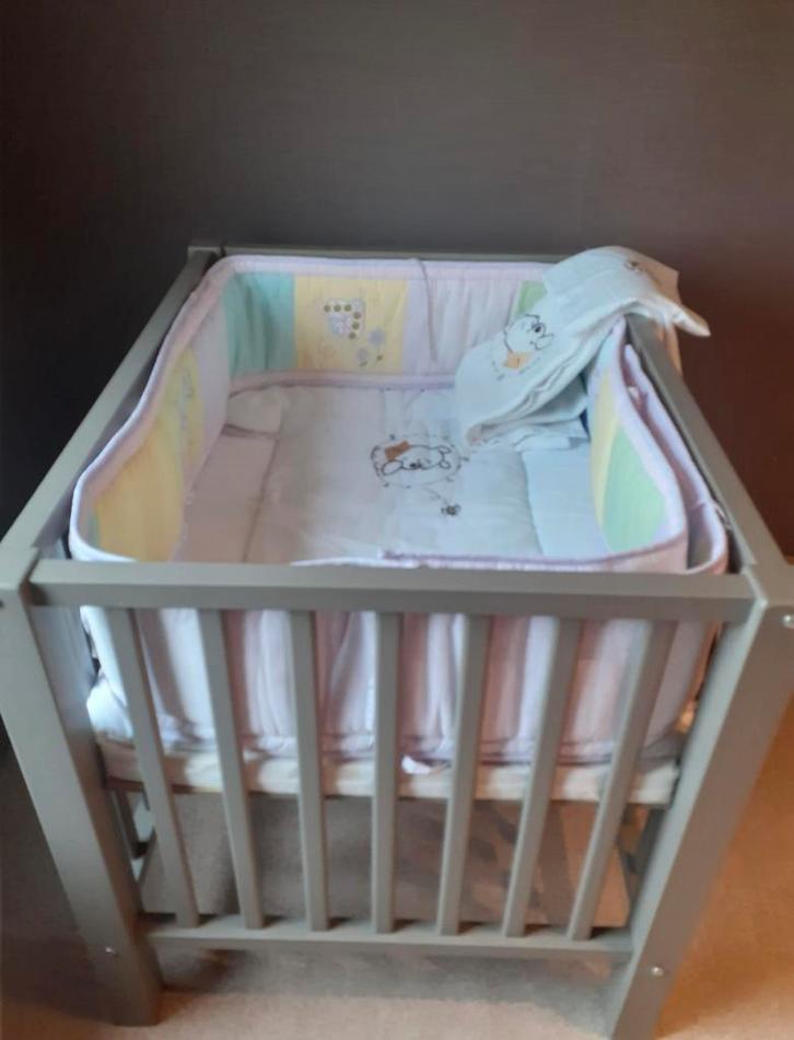 Babypark met toebehoren, Kinderen en Baby's, Kinderkamer | Bedden, Zo goed als nieuw, Ophalen