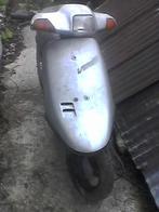 a vendre honda vision uniquement pour pièces, Vélos & Vélomoteurs, Scooters | Marques Autre, Honda, 49 cm³, Enlèvement, Utilisé