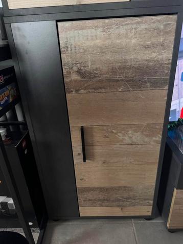 Tv meubel  beschikbaar voor biedingen