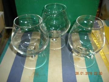 Cognacglazen (3st.) beschikbaar voor biedingen