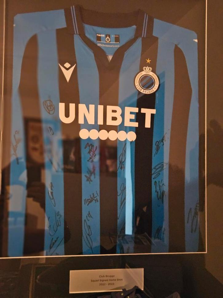 Club colecters gesigneer shirt spelersgroep 22-23 in kader, Collections, Articles de Sport & Football, Comme neuf, Maillot, Enlèvement ou Envoi