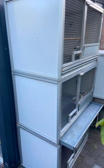 Aluminium kooien beschikbaar voor biedingen
