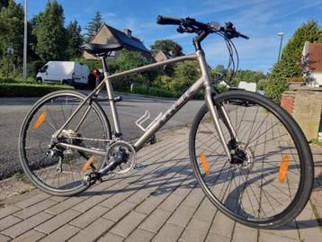 Trek FX4 hybride fitnessfiets beschikbaar voor biedingen