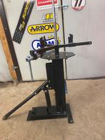 Motorbanden demonteer aperaat, Motoren, Ophalen