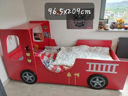 Lit enfant "camion de pompiers", Enfants & Bébés, Chambre d'enfant | Lits, Utilisé, 180 cm ou plus, 85 à 100 cm, Sommier à lattes