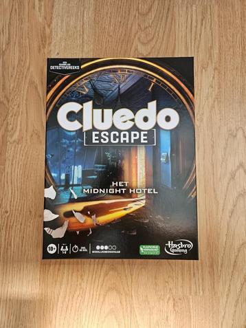 Cluedo Escape Het Midnight Hotel nieuw in verpakking Hasbro beschikbaar voor biedingen