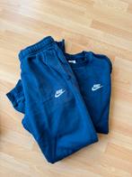 Survetement nike taille S, Vêtements | Hommes, Vêtements de sport, Enlèvement