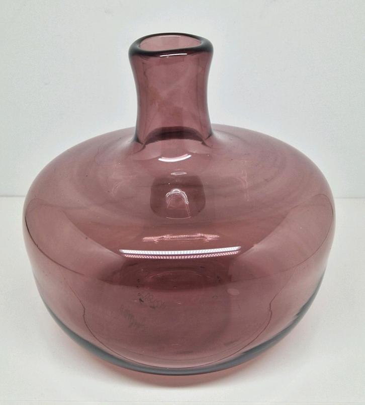 Paarse flesvaas Claude Morin Dieulefit, Frankrijk 1970., Antiek en Kunst, Antiek | Glaswerk en Kristal, Ophalen of Verzenden