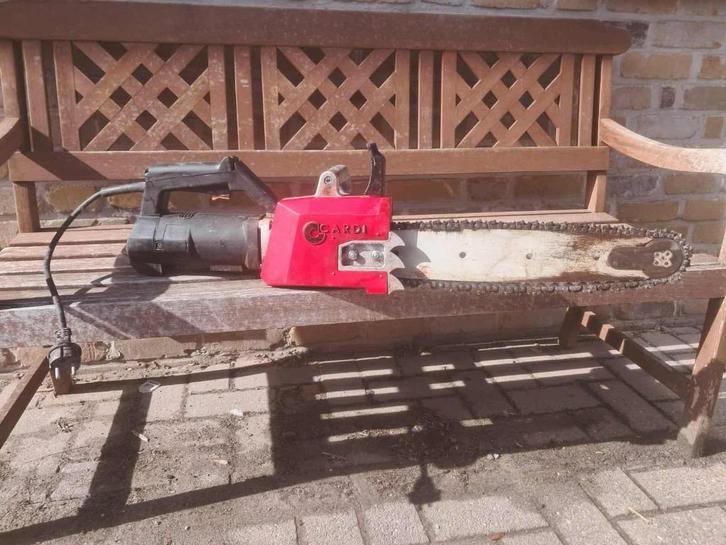 Kettingzaagmachine voor stenen, Doe-het-zelf en Bouw, Gereedschap | Zaagmachines, Gebruikt, Ophalen