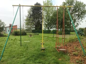 Ancienne balançoire très solide beschikbaar voor biedingen