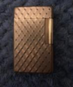 Vintage S.T. Dupont goud vergulde aansteker 1970 gravure, Enlèvement ou Envoi, Utilisé, Briquet