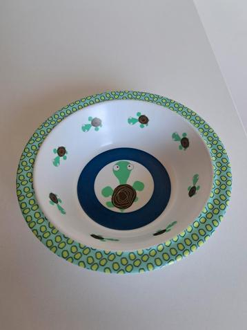 Plastieken kommetje  beschikbaar voor biedingen