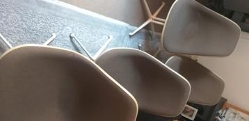 Herman Miller beschikbaar voor biedingen