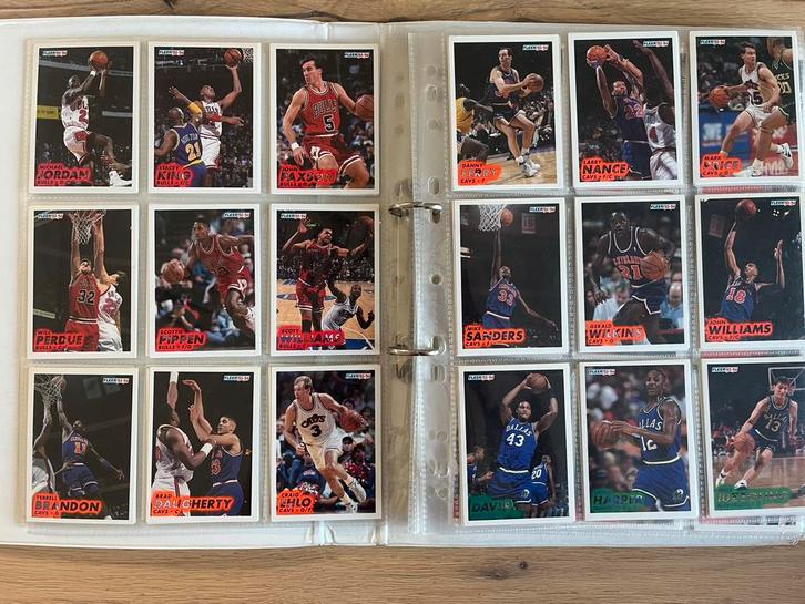 5 verschillende NBA kaarten volledige sets, Hobby en Vrije tijd, Verzamelkaartspellen | Overige, Gebruikt, Ophalen of Verzenden