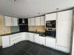 Degelijke gebruikte keuken met apparaten, Granit ou Pierre, Enlèvement, Utilisé, Blanc