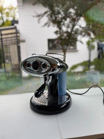 Illy esspressomachine FrancisFrancis X7.1 Iperespresso, Elektronische apparatuur, Koffiezetapparaten, Ophalen of Verzenden, Zo goed als nieuw