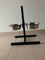 Beeztees in hoogte verstelbare dubbele voederbak, Dieren en Toebehoren, Ophalen, Verstelbaar, Zo goed als nieuw