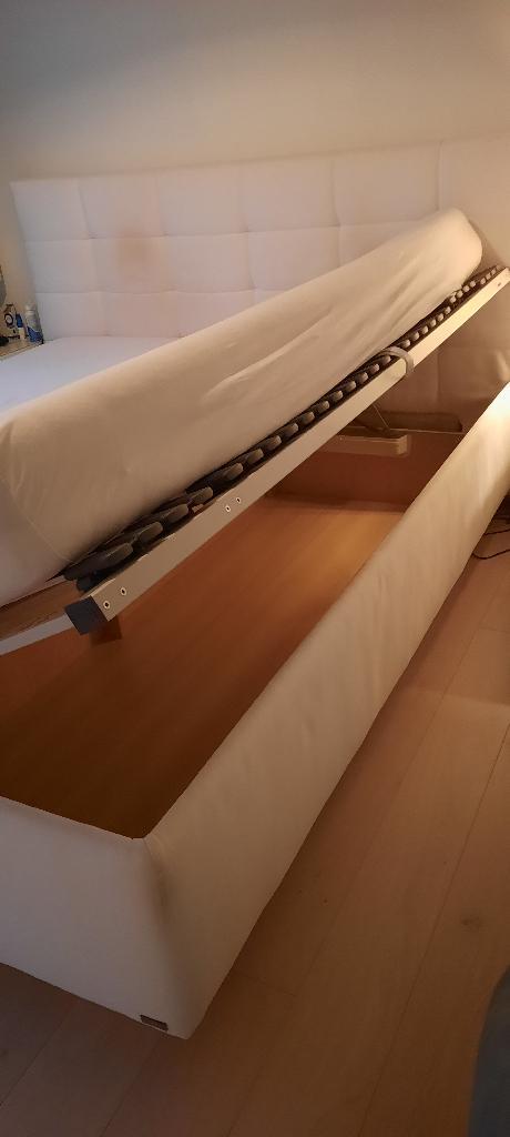 lit double/tweepersoonsbed, Maison & Meubles, Chambre à coucher | Lits, Utilisé, Deux personnes, Autres dimensions, 210 cm, Tissu