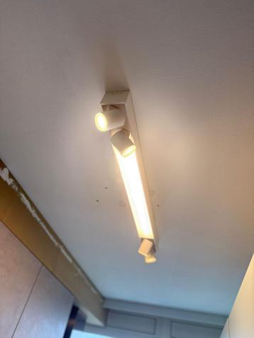 Philips Hue Centris Opbouwspot White and Color - Wit beschikbaar voor biedingen
