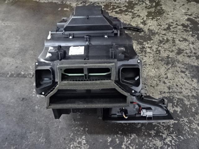 KACHELRADIATEUR Grand Scénic IV (RFAR) (272709700R), Auto-onderdelen, Airco en Verwarming, Renault, Gebruikt