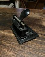 Antiek Oude metalen Perforator - Kantoor, Antiek en Kunst, Ophalen of Verzenden