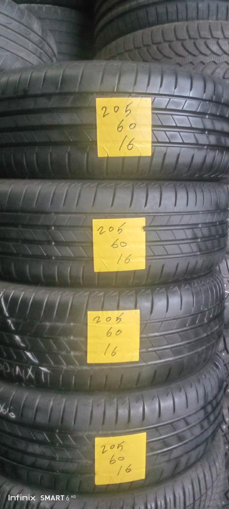 205/60/16 2056016 205/60R16 zomer demo Bridgestone, Auto diversen, Autosport-onderdelen, Zo goed als nieuw, Ophalen