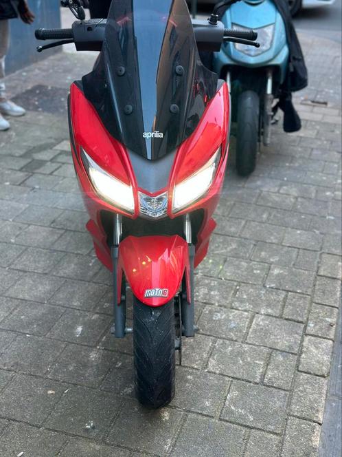 Aprilia SXR 50cc Klasse B, Fietsen en Brommers, Scooters | Aprilia, Gebruikt, Overige modellen, Klasse B (45 km/u), Benzine, Ophalen