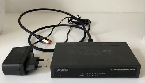 5-poort 10/100Mbps Fast Ethernet Switch – FSD-503 – Planet, Computers en Software, Netwerk switches, Gebruikt, Ophalen of Verzenden