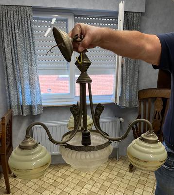 Vintage plafondlampen beschikbaar voor biedingen