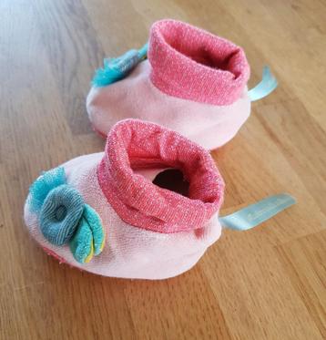 Moulin Roty Chaussons Mademoiselle et Ribambelle - 0-6 mois beschikbaar voor biedingen