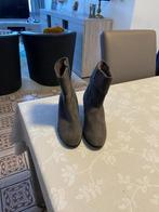 Merkschoenen dames M37 enkellaarsjes grijs, Kleding | Dames, Schoenen, Lage of Enkellaarzen, Ophalen of Verzenden, Zo goed als nieuw